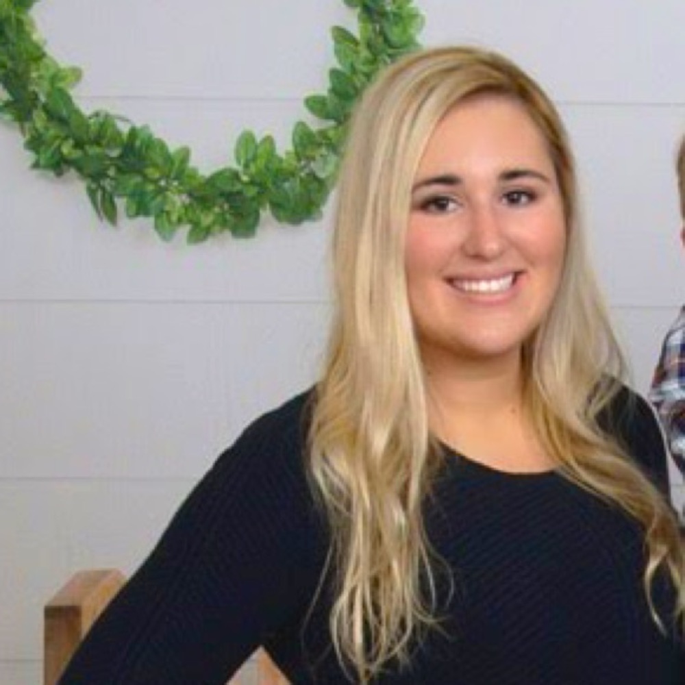 Meet your Posher, Daphne